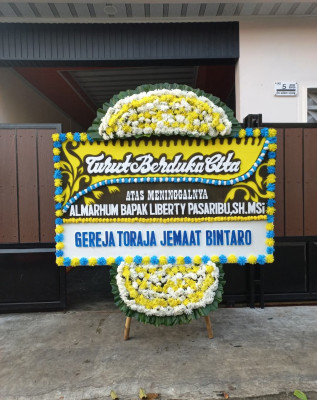Papan Bunga Duka di Mojoagung