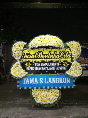 Papan Bunga Duka di Mojoagung